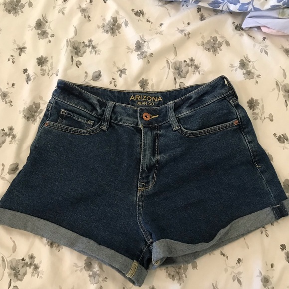 Arizona Jean shorts - Picture 2 of 2